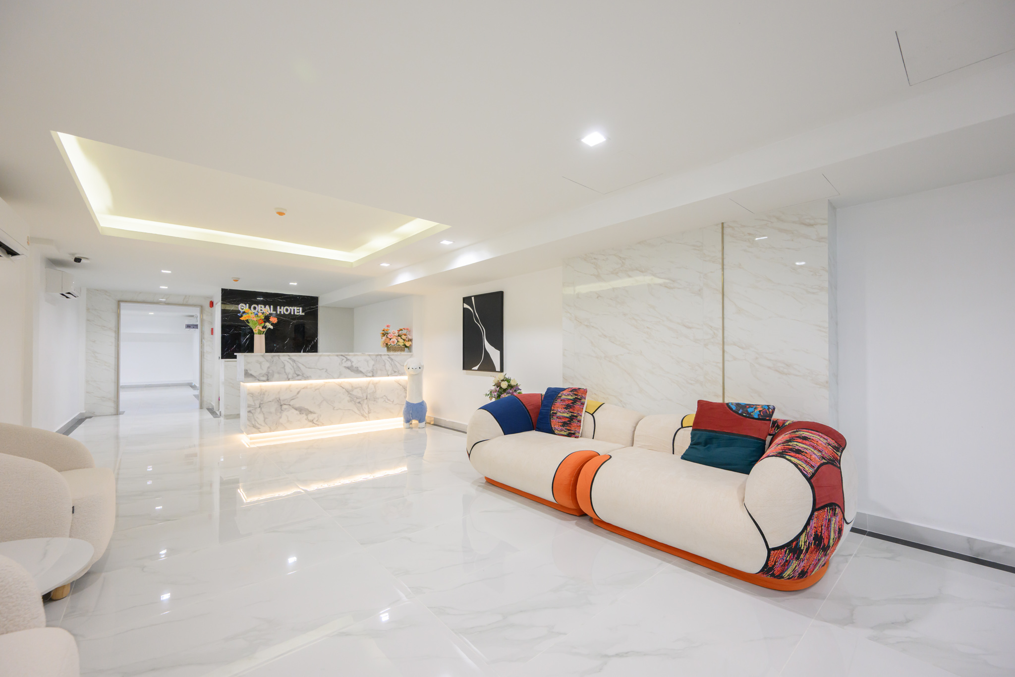 Global Hotel